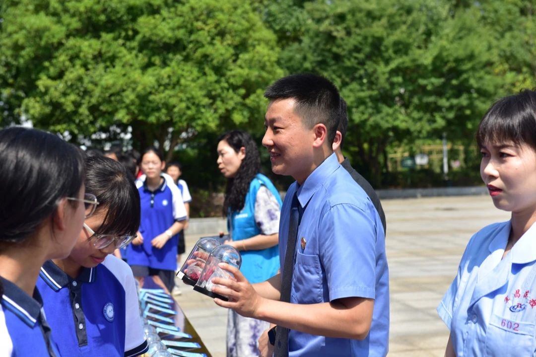 心尖上的检察丨筑牢青春防线 共建无毒校园